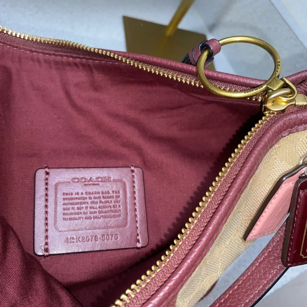 Coach Signature Jacquard Horse Carriage Chaise Convertible Bag EUC